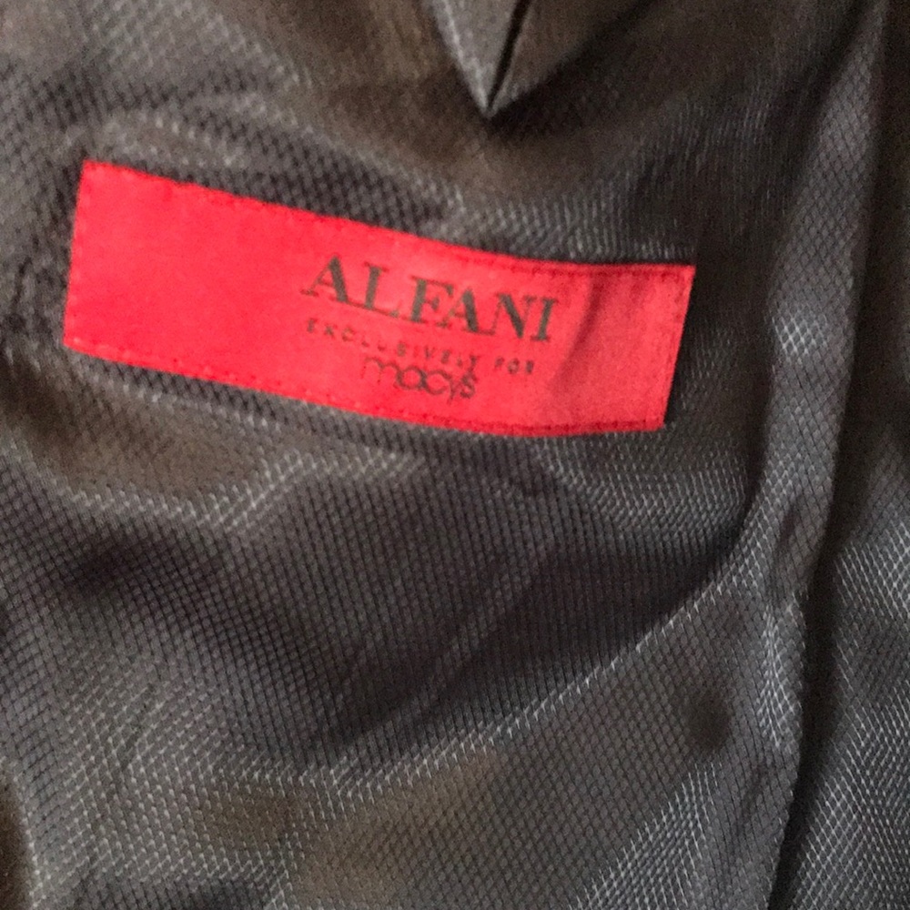 38 R Alfani Men’s Suit - Picture 5 of 6